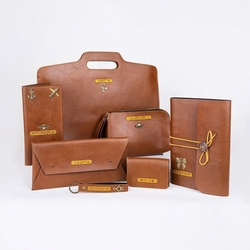 Personalised Corporate Gifts from THE SIGNATURE BOX